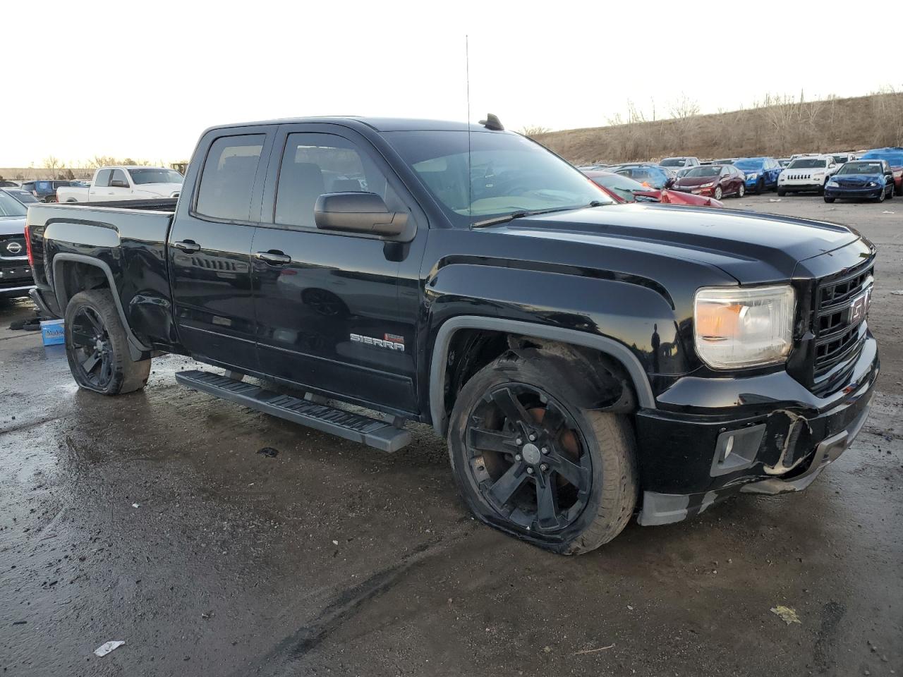 2015 GMC Sierra - Image 4