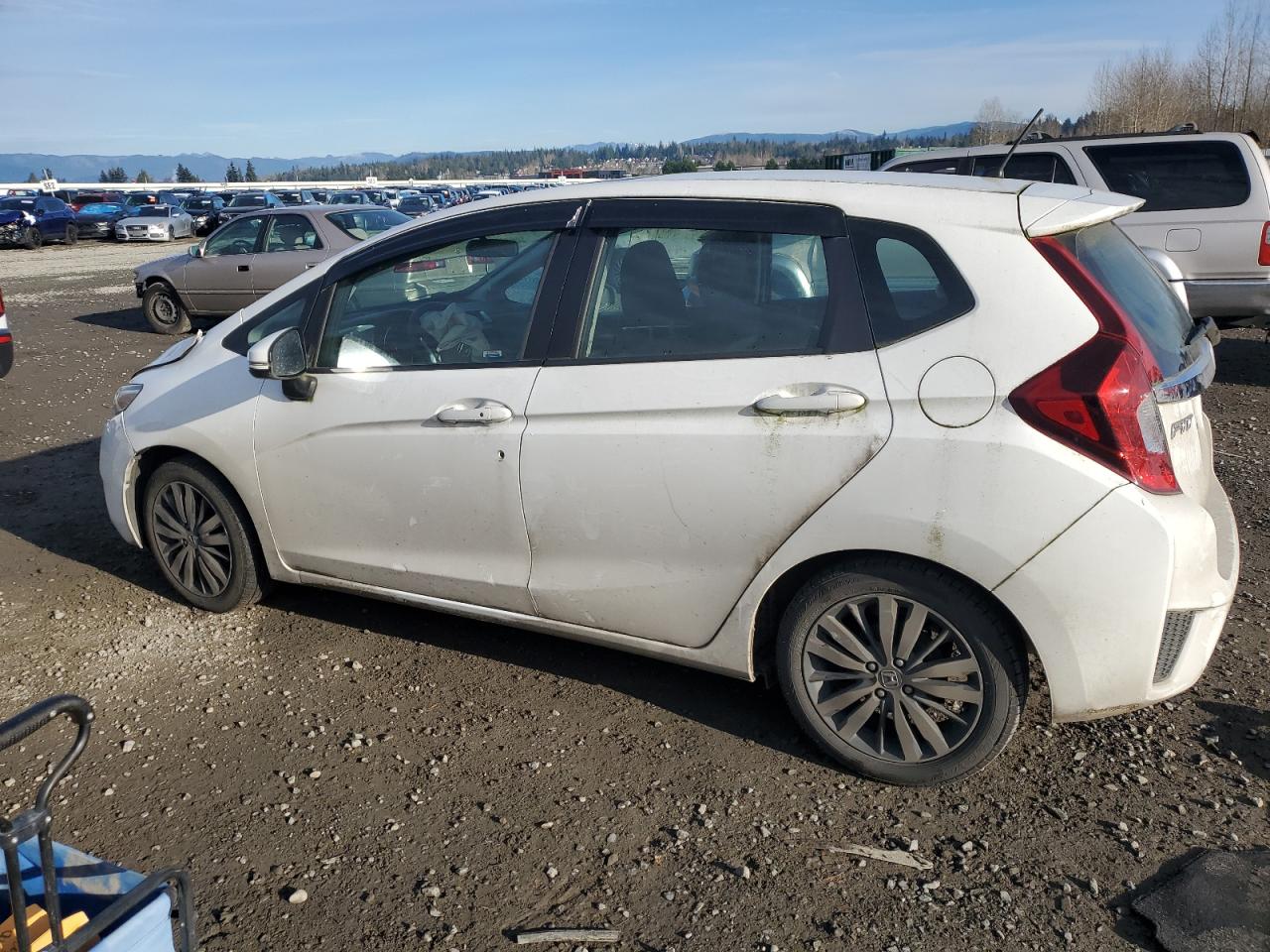 VIN 3HGGK5H80FM775616 2015 HONDA FIT no.2