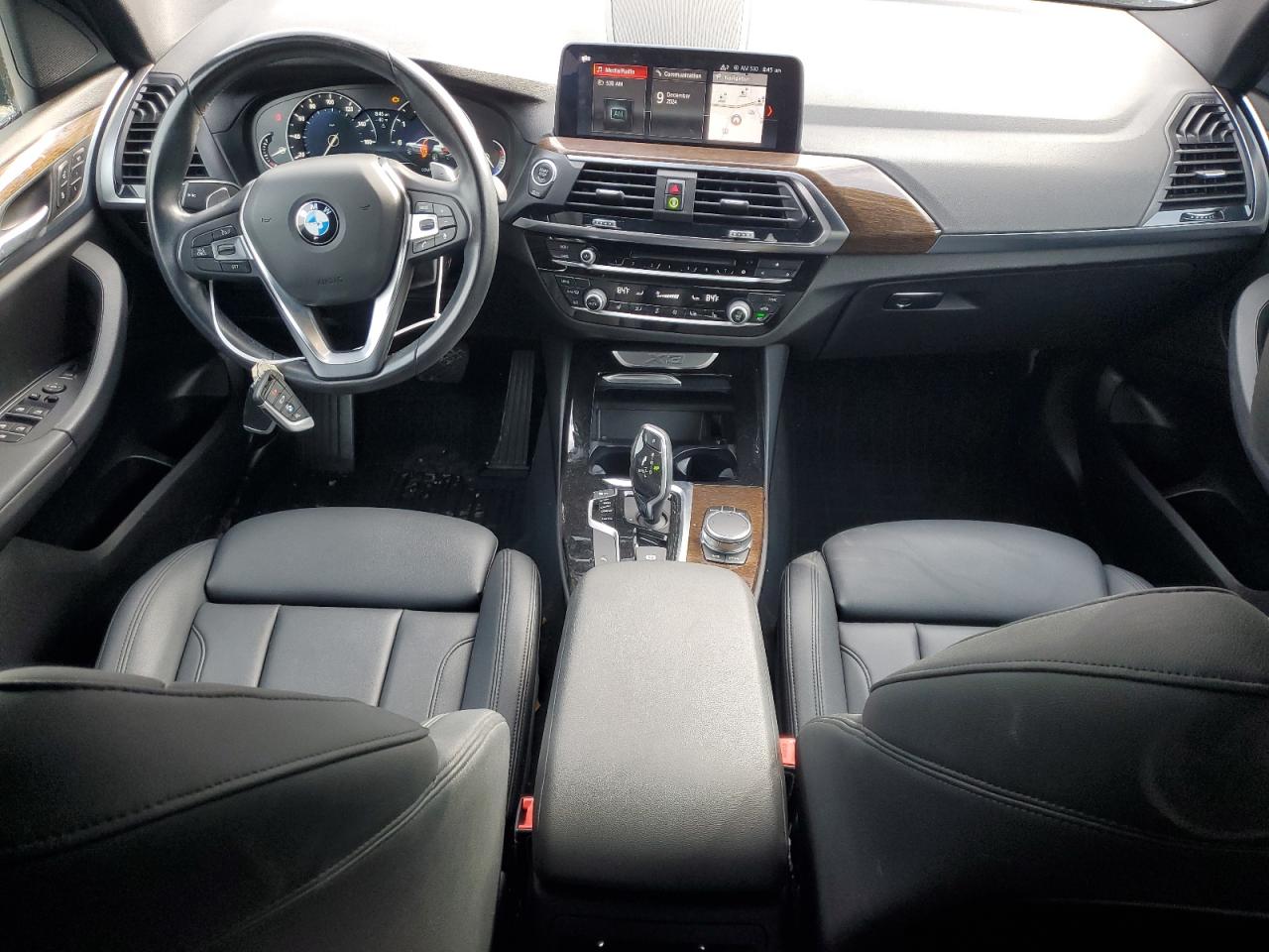 VIN 5UXTR7C59KLR47086 2019 BMW X3 no.8