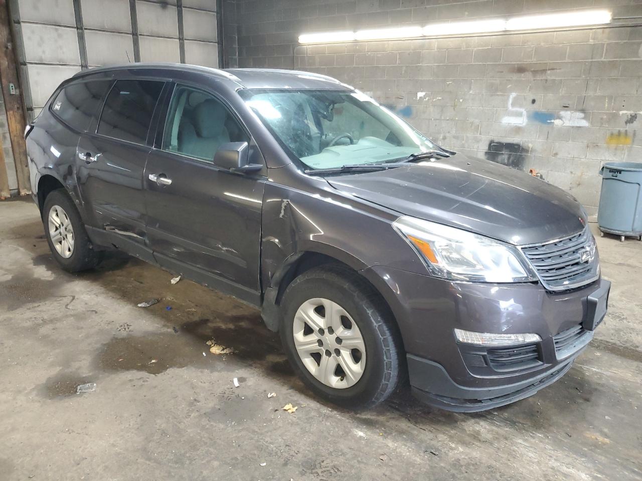 VIN 1GNKRFED7EJ127415 2014 CHEVROLET TRAVERSE no.4