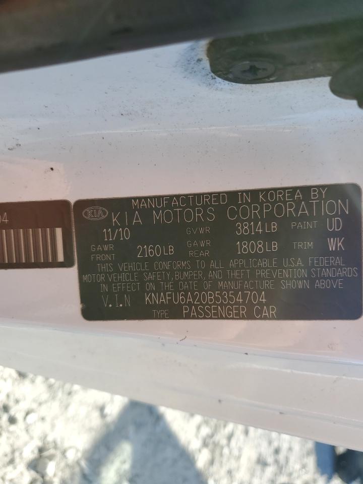 2011 Kia Forte - Image 12