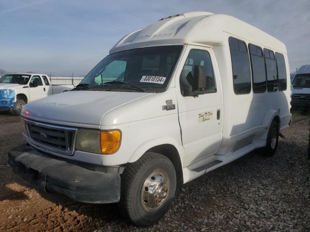 2005 Ford Econoline E350 Super Duty Cutaway Van