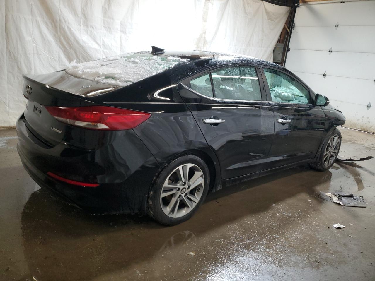 2017 Hyundai Elantra - Image 3