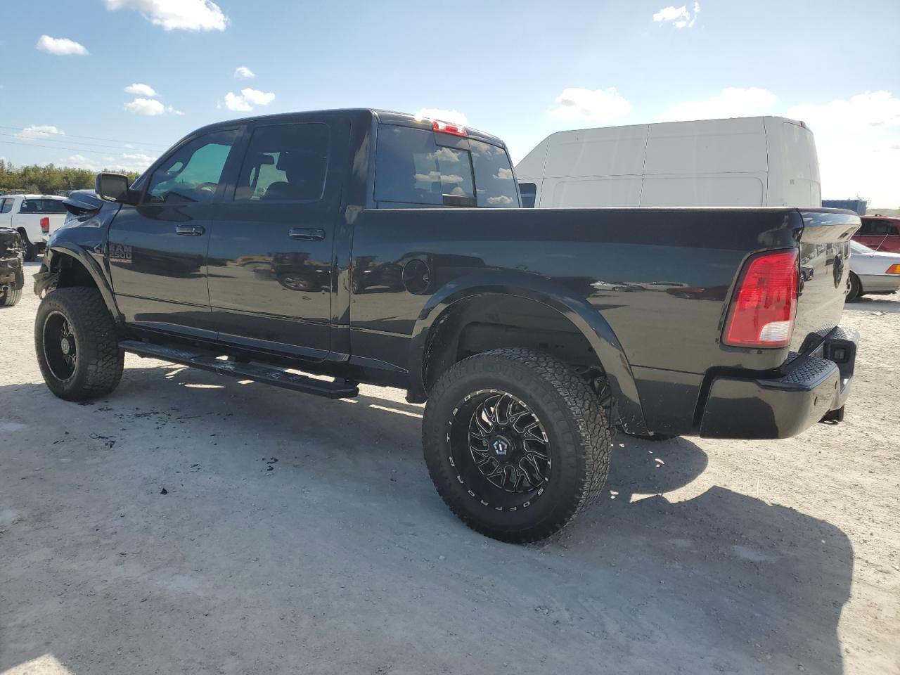2018 RAM 2500 - Image 2