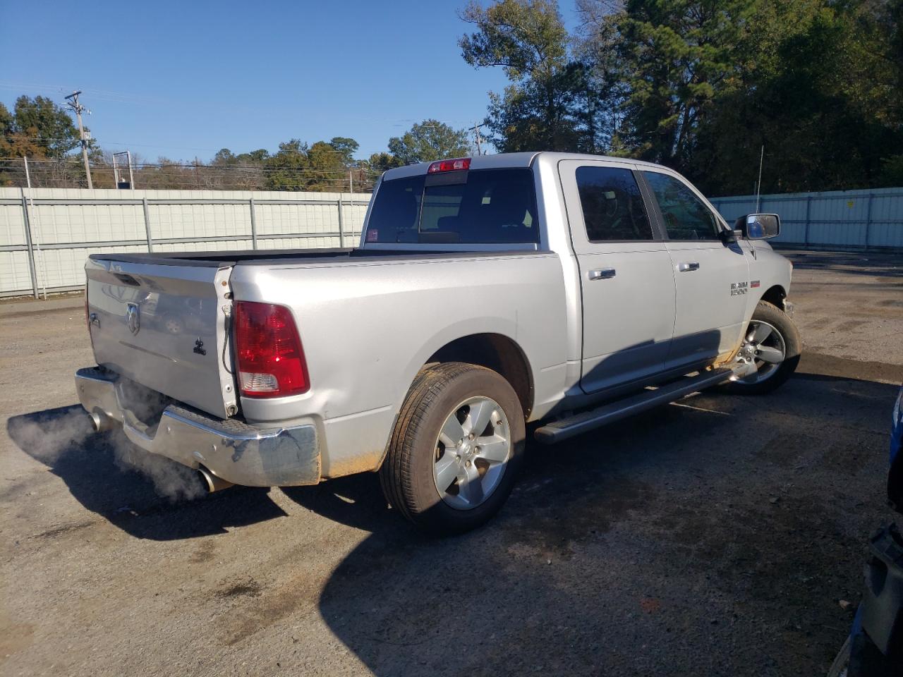 2014 RAM 1500 - Image 3