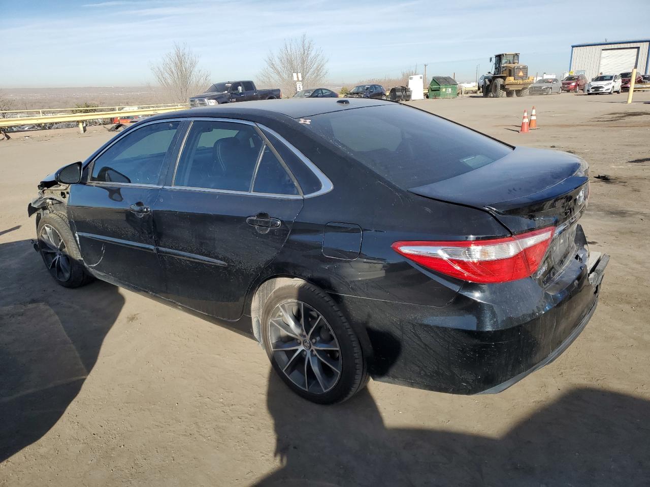 VIN 4T1BF1FK6GU167225 2016 TOYOTA CAMRY no.2