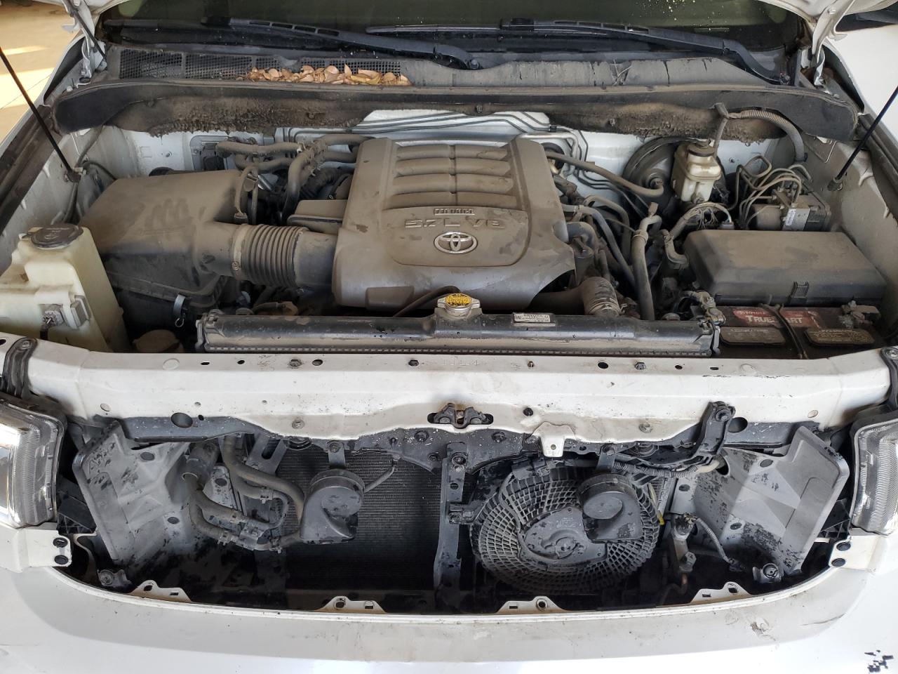 2010 Toyota Sequoia - Image 12