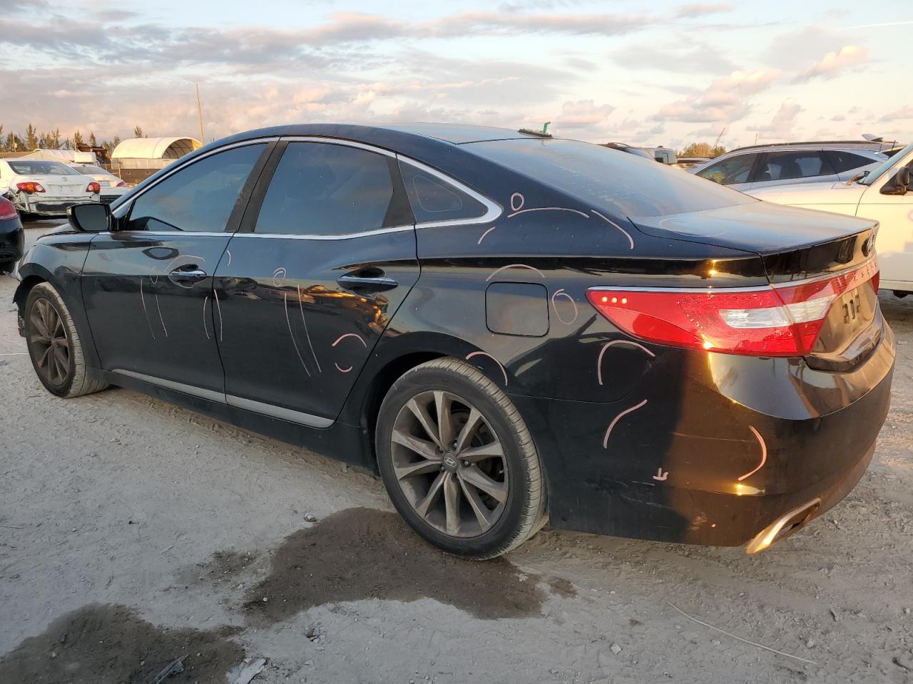 VIN KMHFG4JG5HA589539 2017 HYUNDAI AZERA no.2