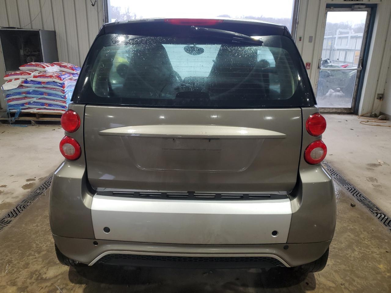 VIN WMEEJ3BA9DK631514 2013 SMART FORTWO no.6