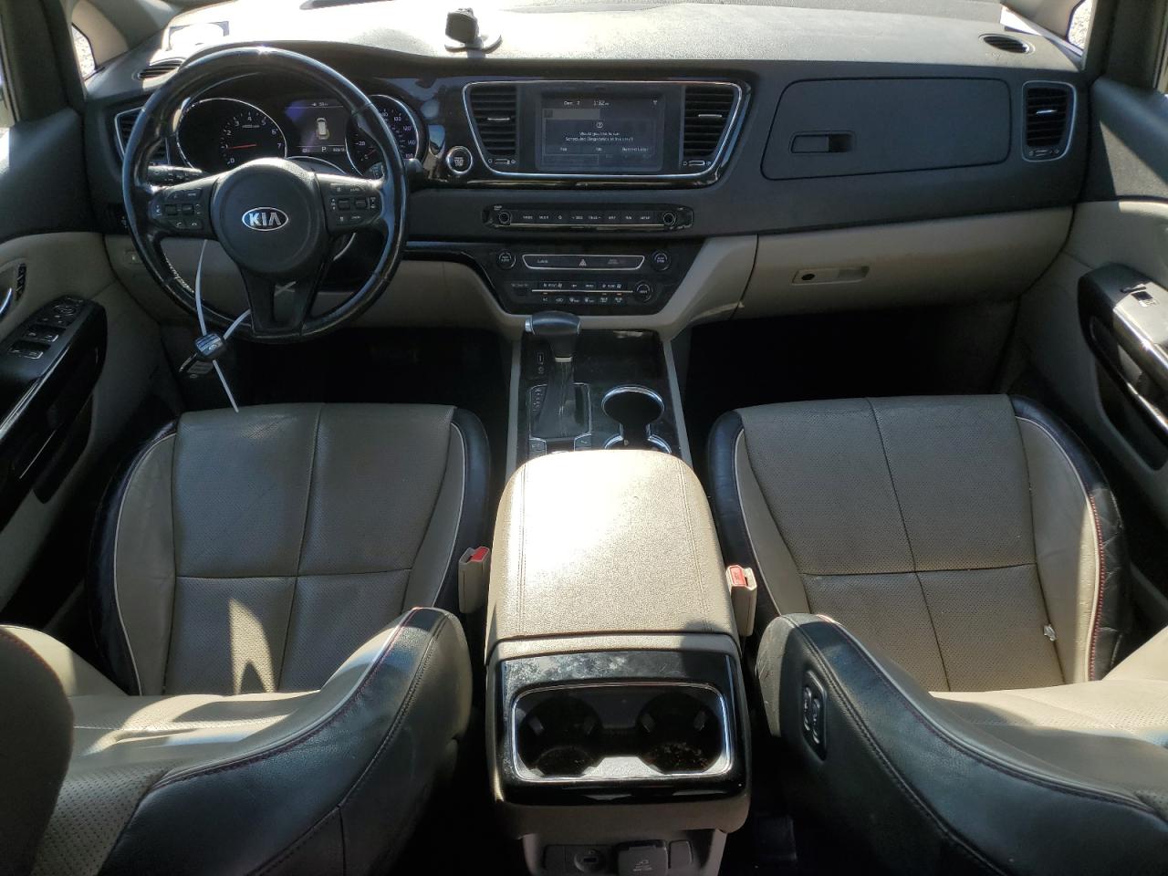2020 Kia Sedona - Image 8