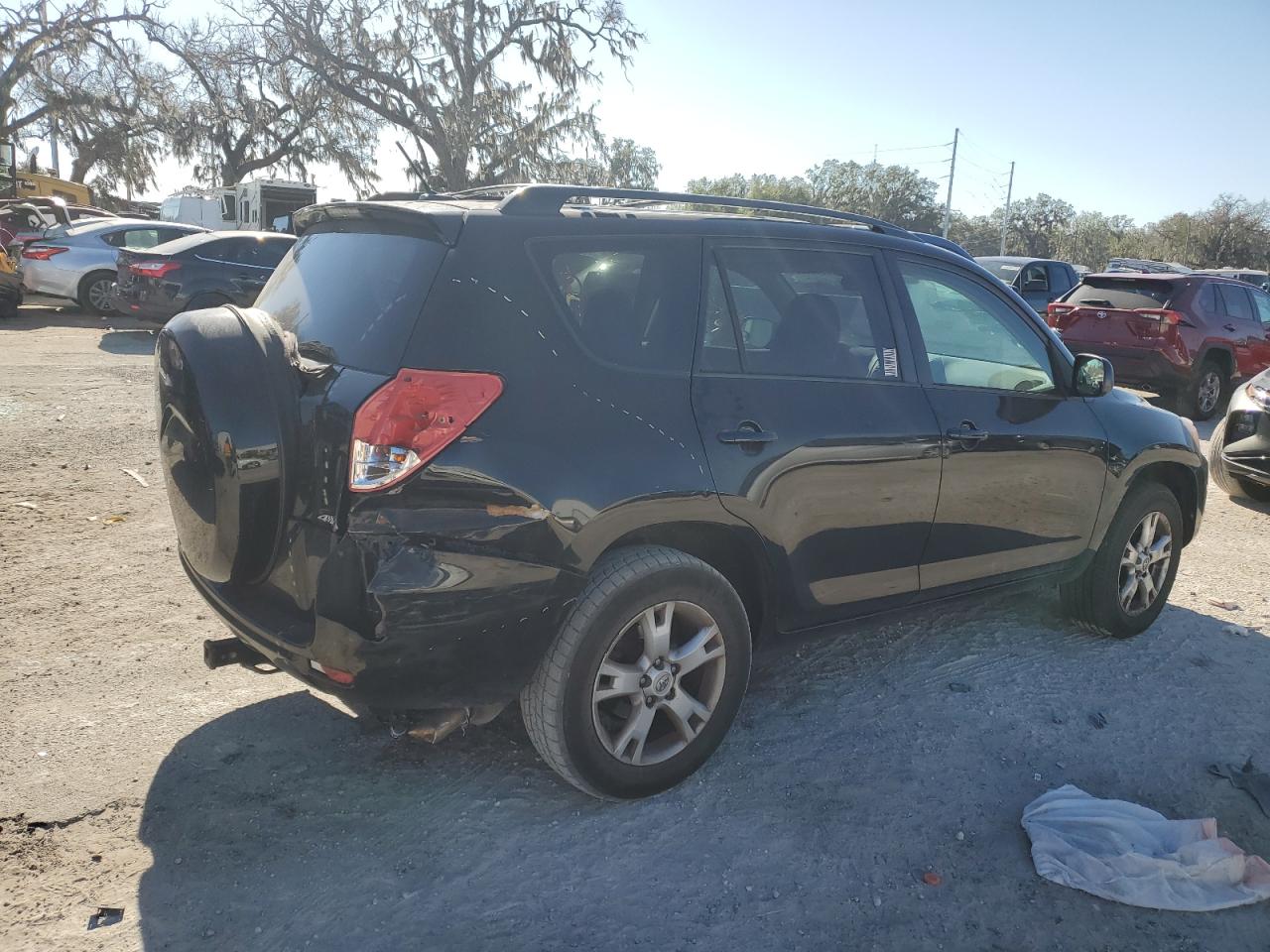 2012 Toyota RAV 4 - Image 3