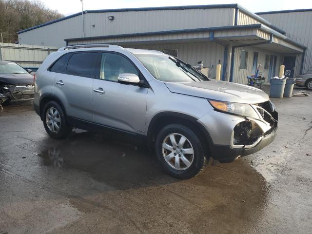  KIA SORENTO 2013 Silver