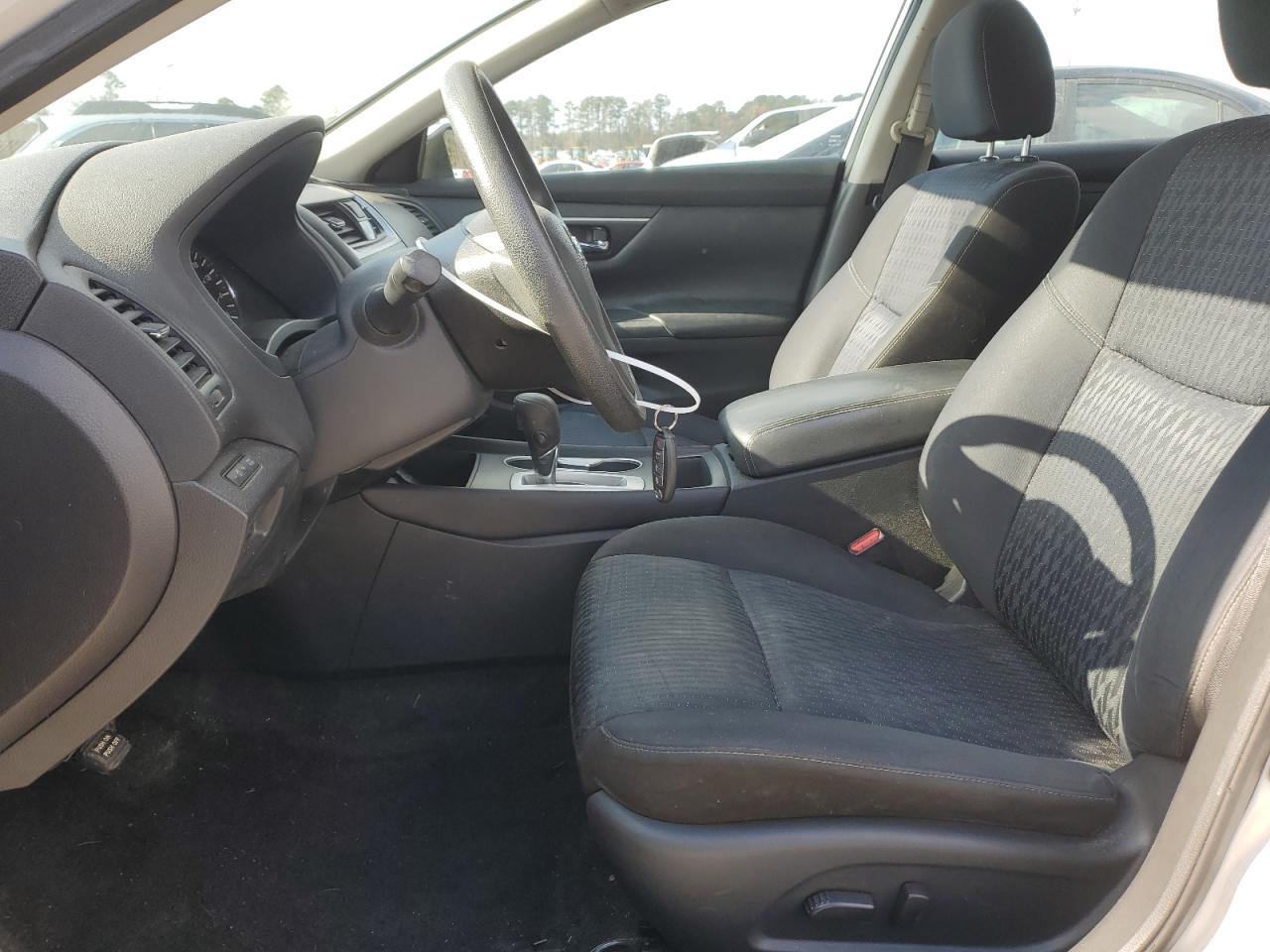 2016 Nissan Altima - Image 7