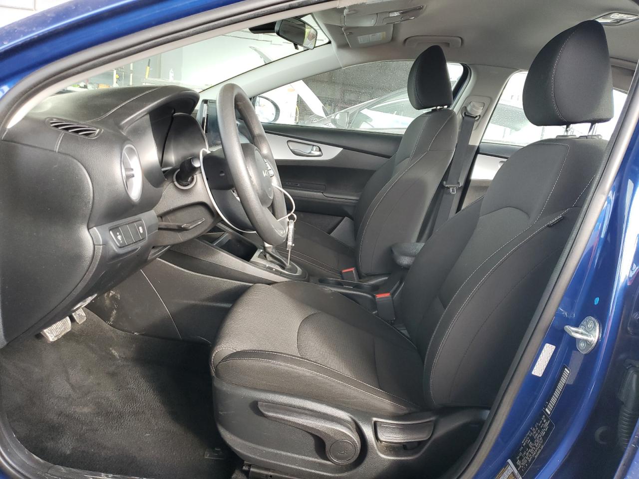 2023 Kia Forte - Image 7