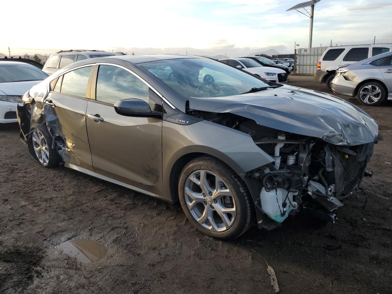 VIN 1G1RD6S5XHU126466 2017 CHEVROLET VOLT no.4