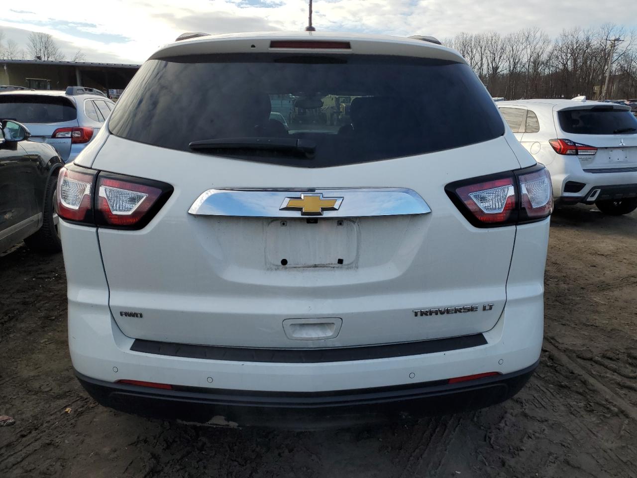 VIN 1GNKVHKD6FJ208029 2015 CHEVROLET TRAVERSE no.6