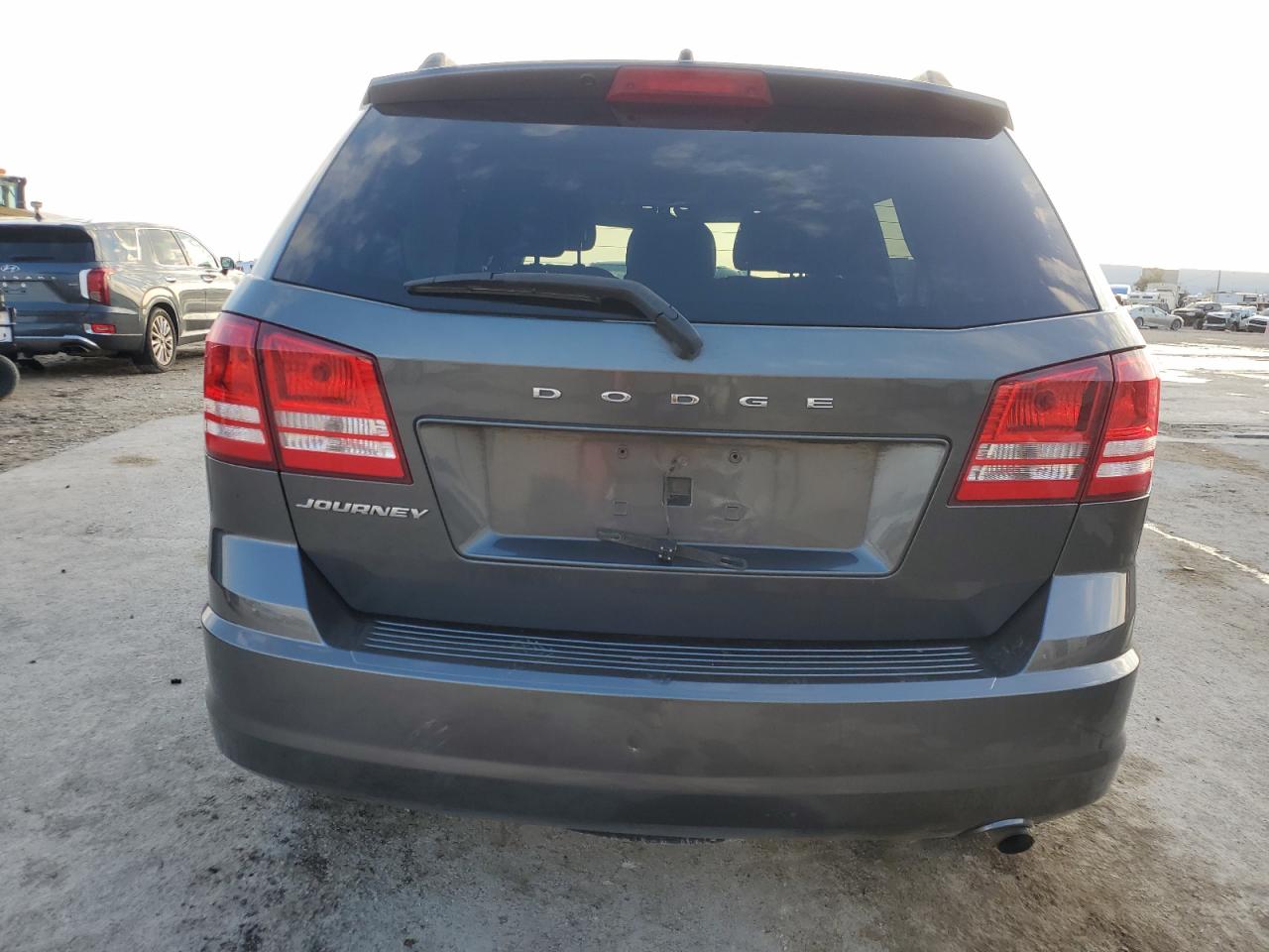 VIN 3C4PDCAB6JT347387 2018 DODGE JOURNEY no.6