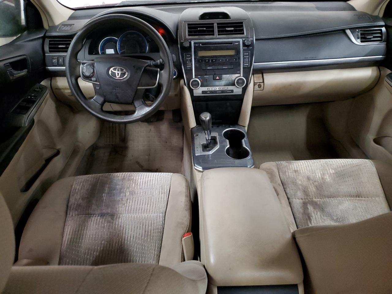 2012 Toyota Camry - Image 8
