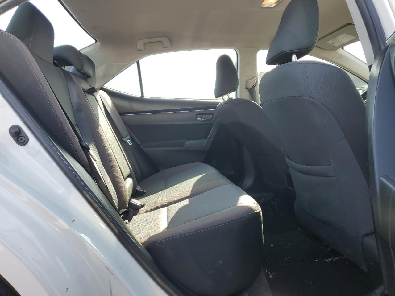 2018 Toyota Corolla - Image 10