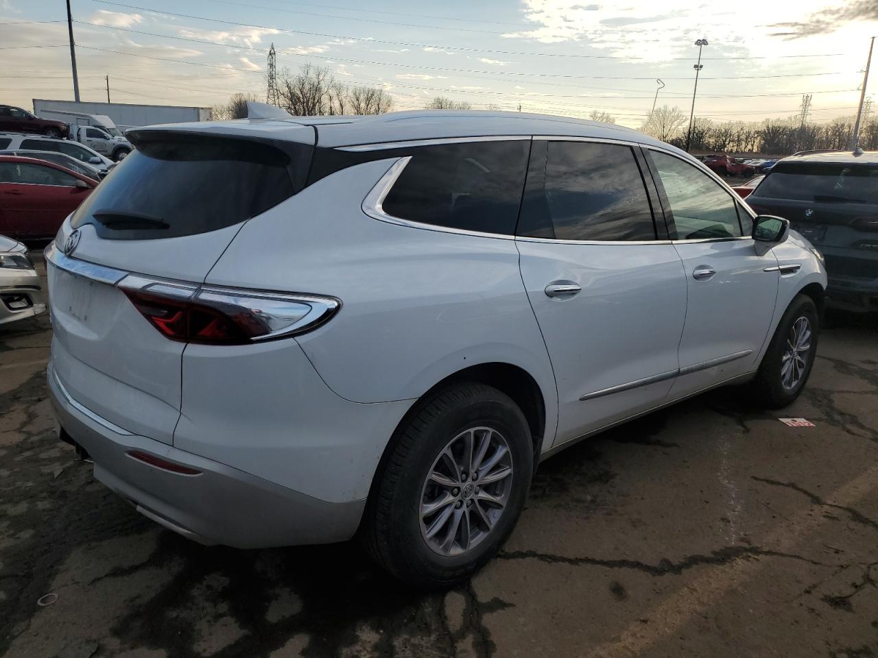 VIN 5GAEVAKW6PJ133849 2023 BUICK ENCLAVE no.3