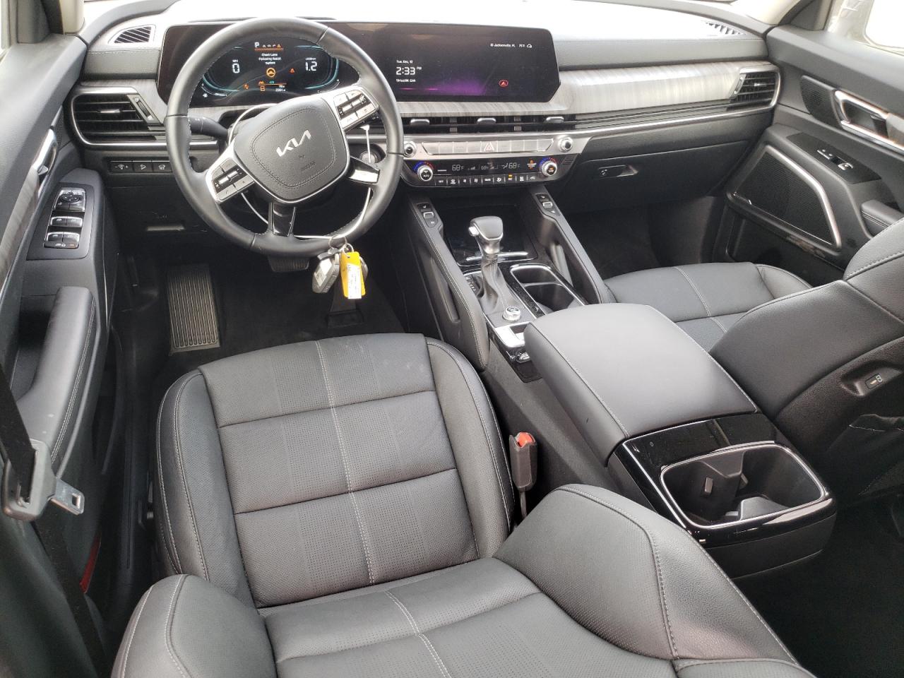 2024 Kia Telluride - Image 8