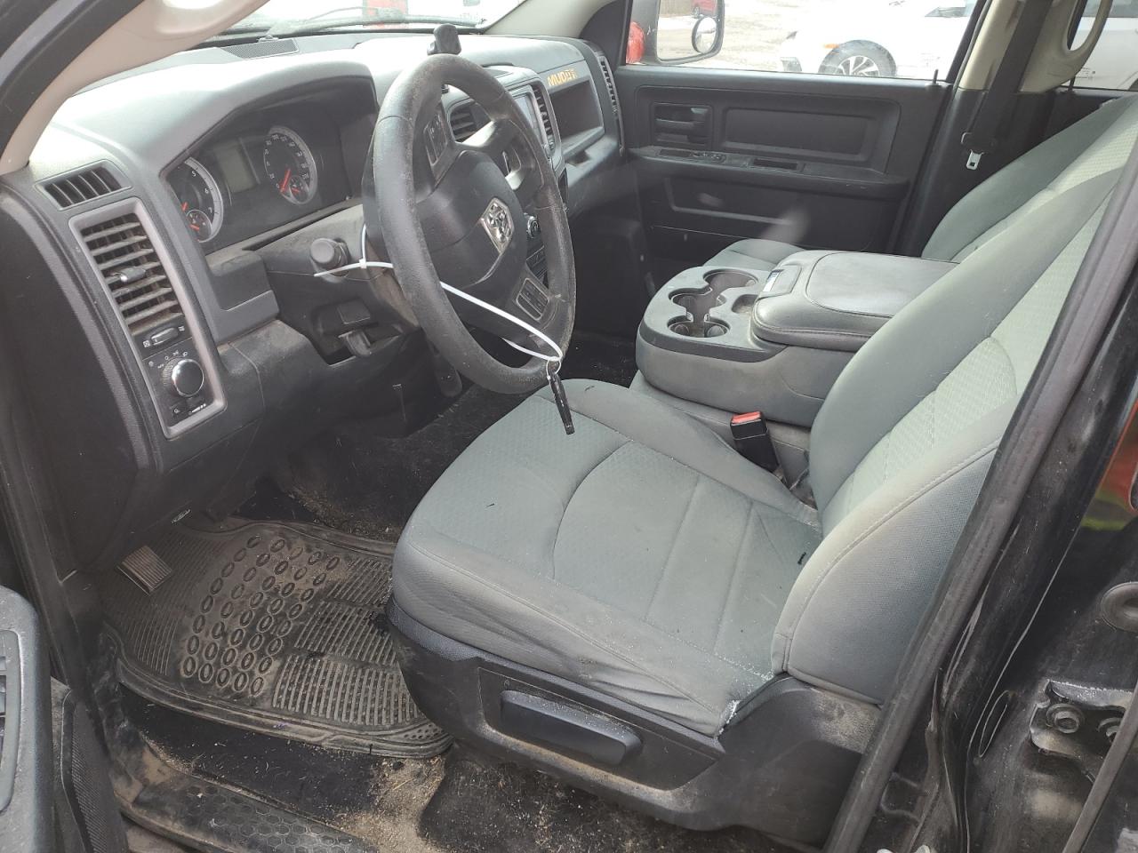 2014 RAM 1500 - Image 8