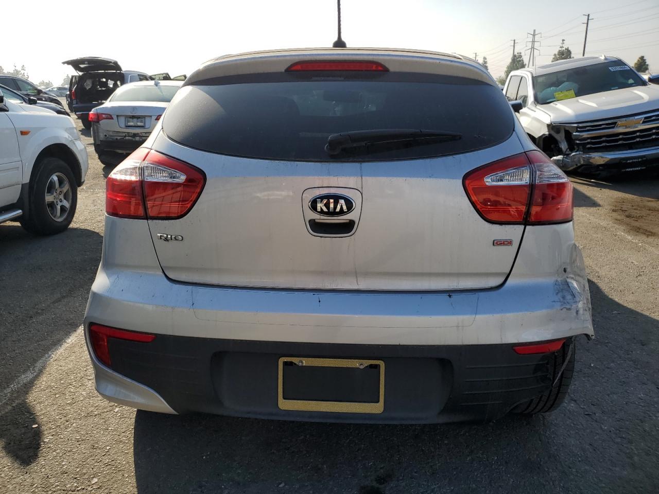 VIN KNADM5A37G6698977 2016 KIA RIO no.6