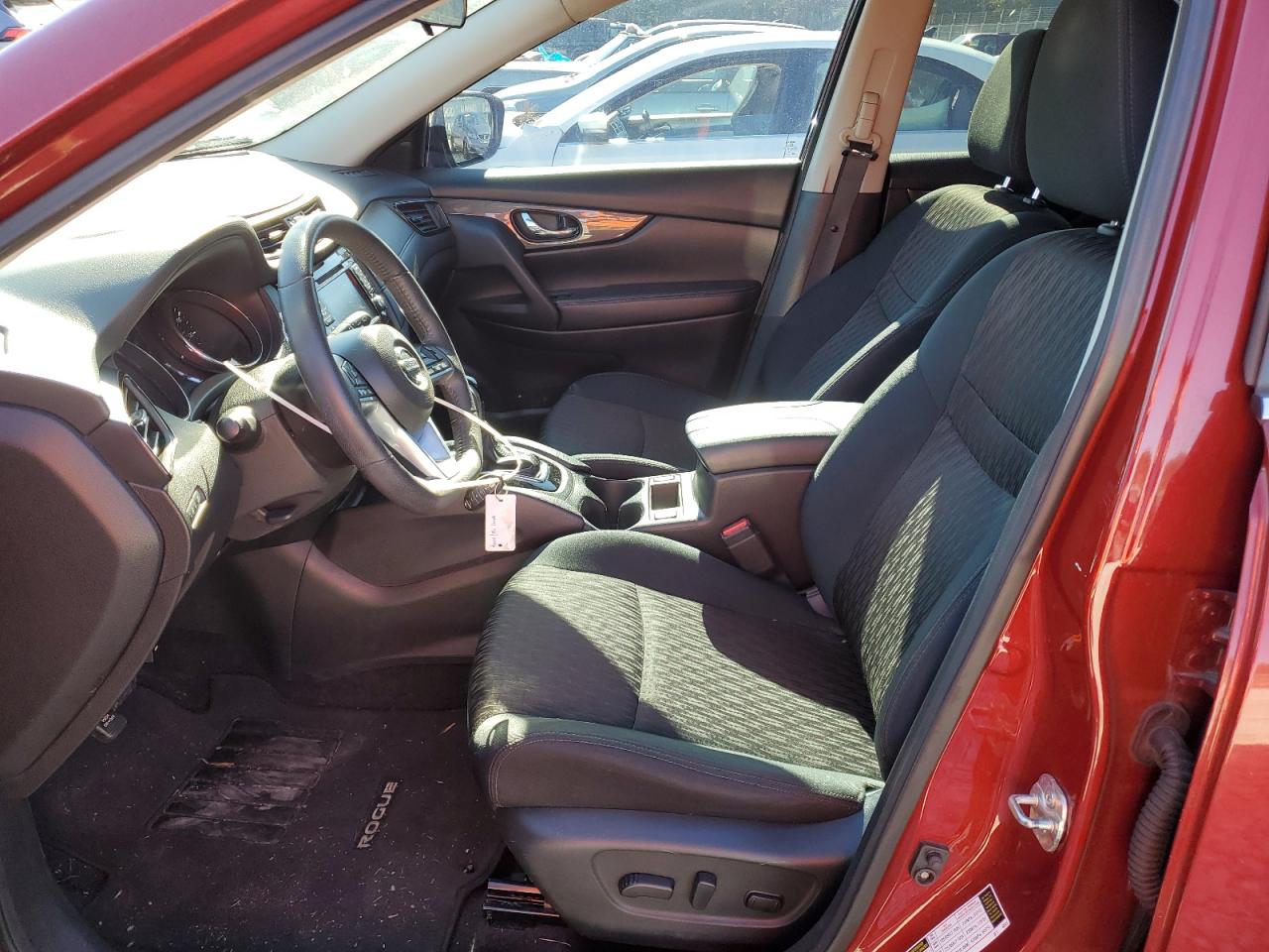 2019 Nissan Rogue - Image 7