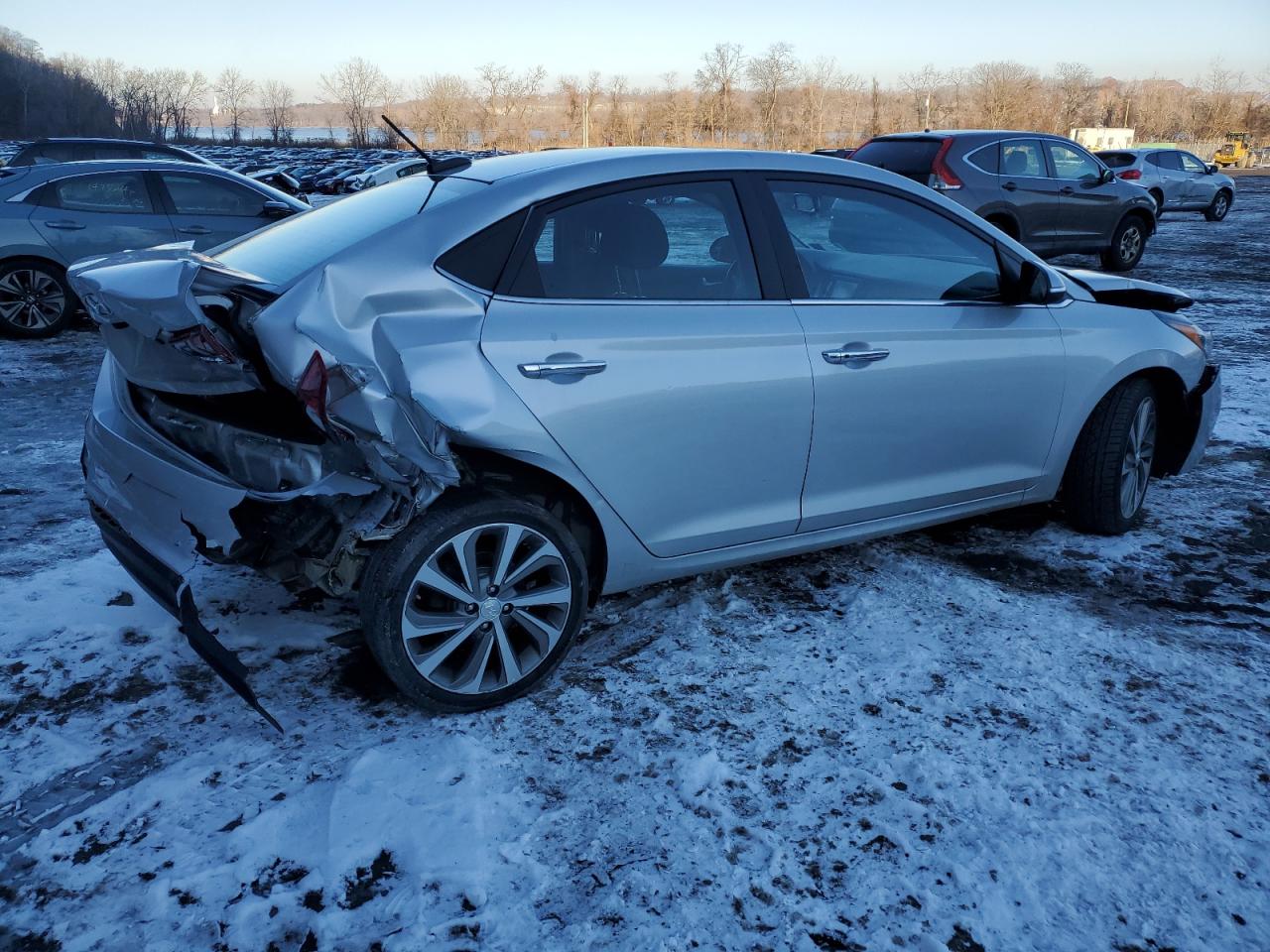 2019 Hyundai Accent - Image 3