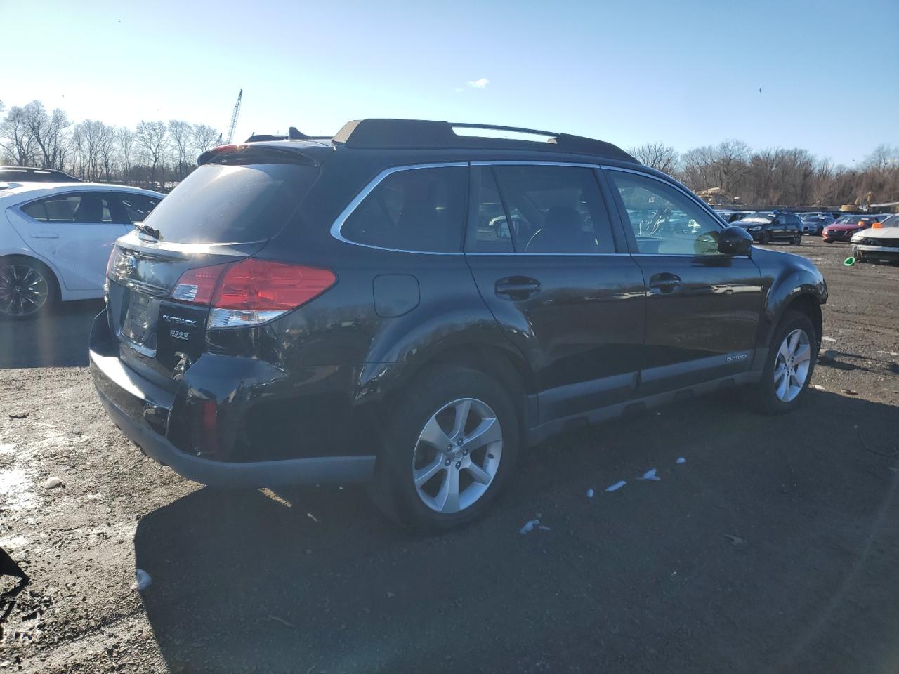 2013 Subaru Outback - Image 3