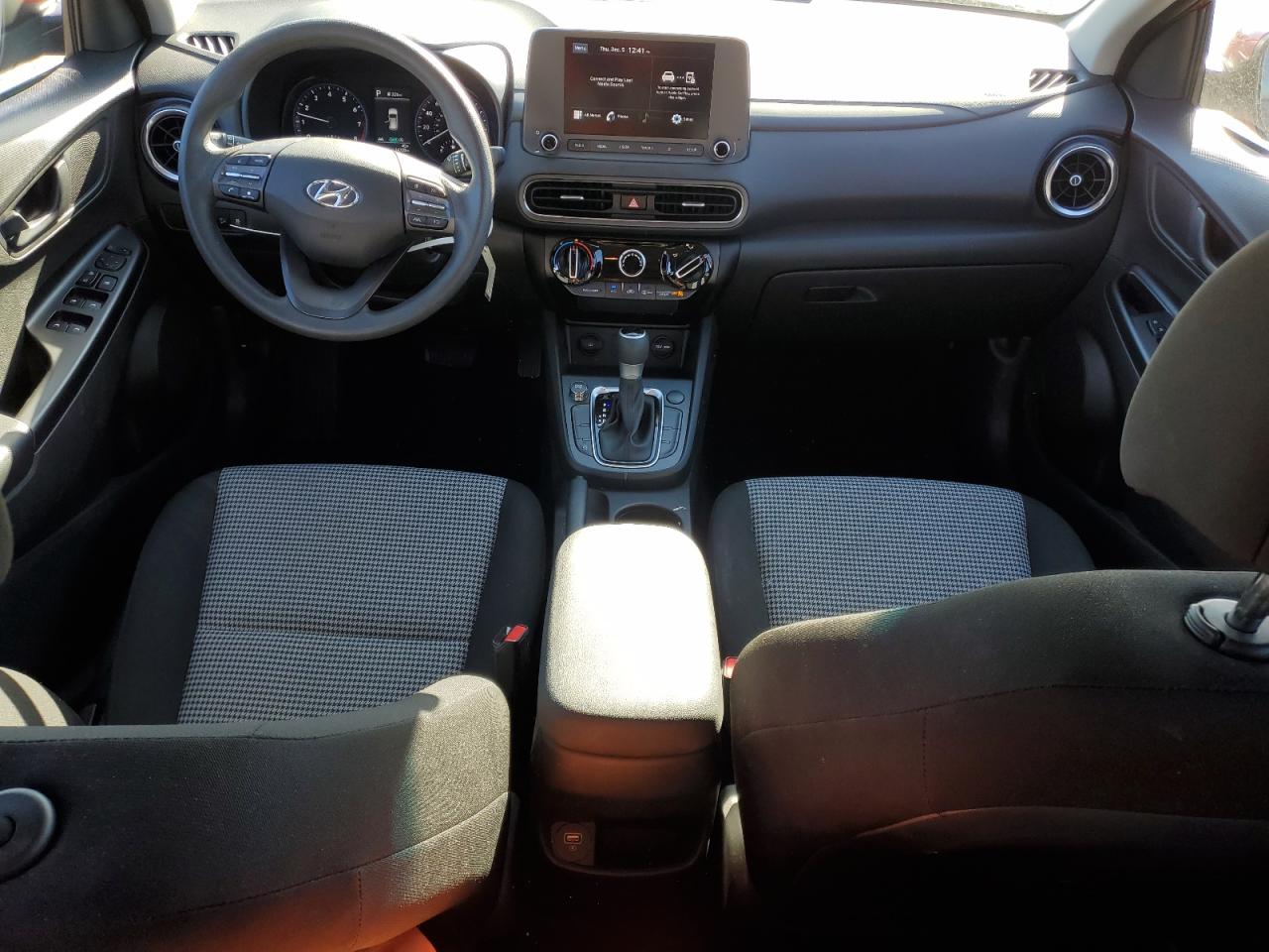 2023 Hyundai Kona - Image 8