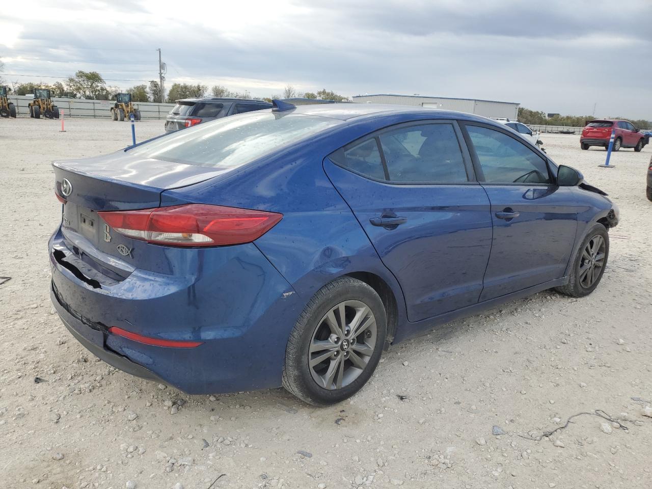 2017 Hyundai Elantra - Image 3