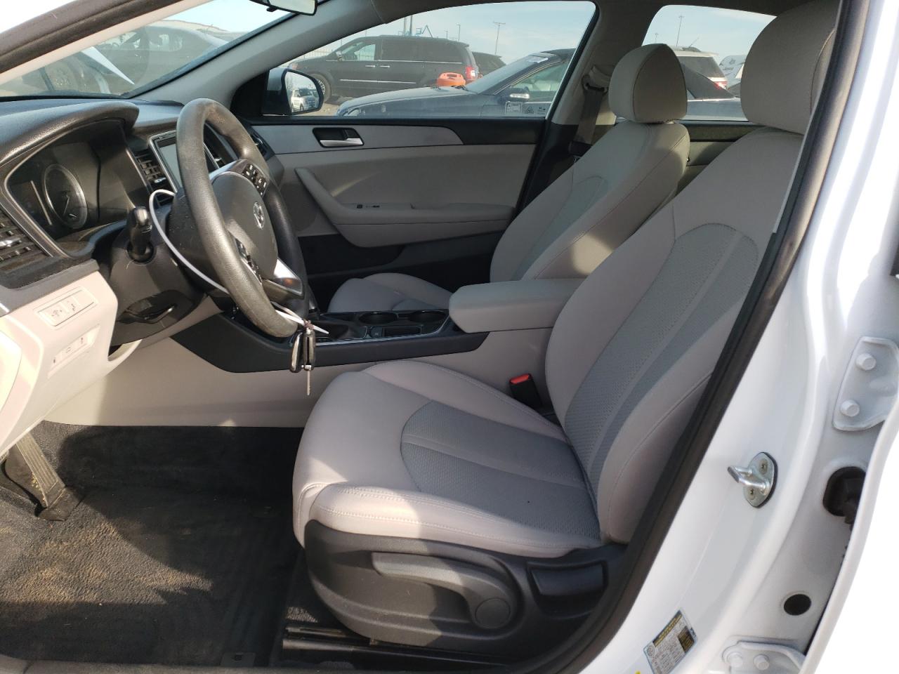 2018 Hyundai Sonata - Image 7