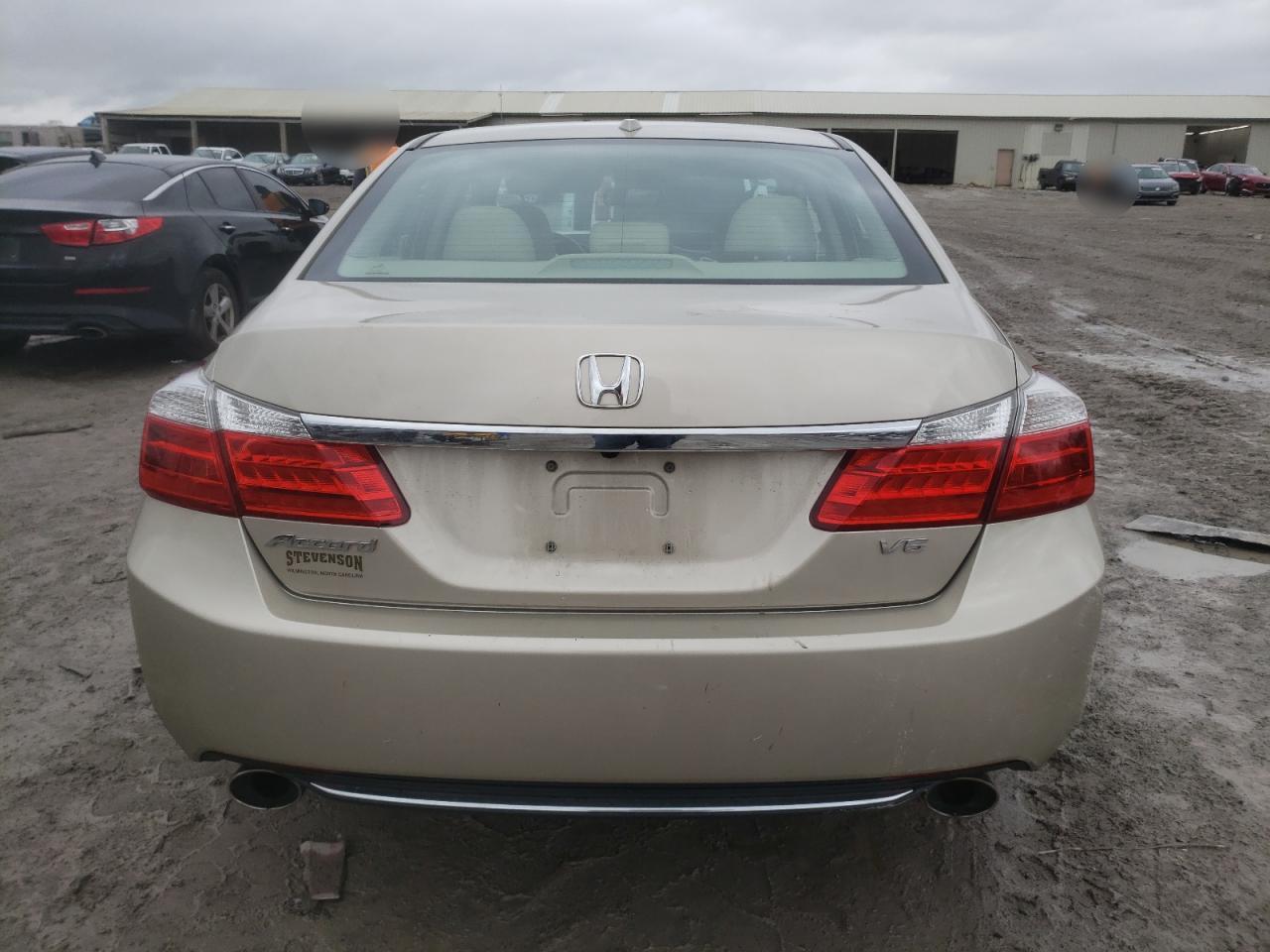 VIN 1HGCR3F85DA033613 2013 HONDA ACCORD no.6