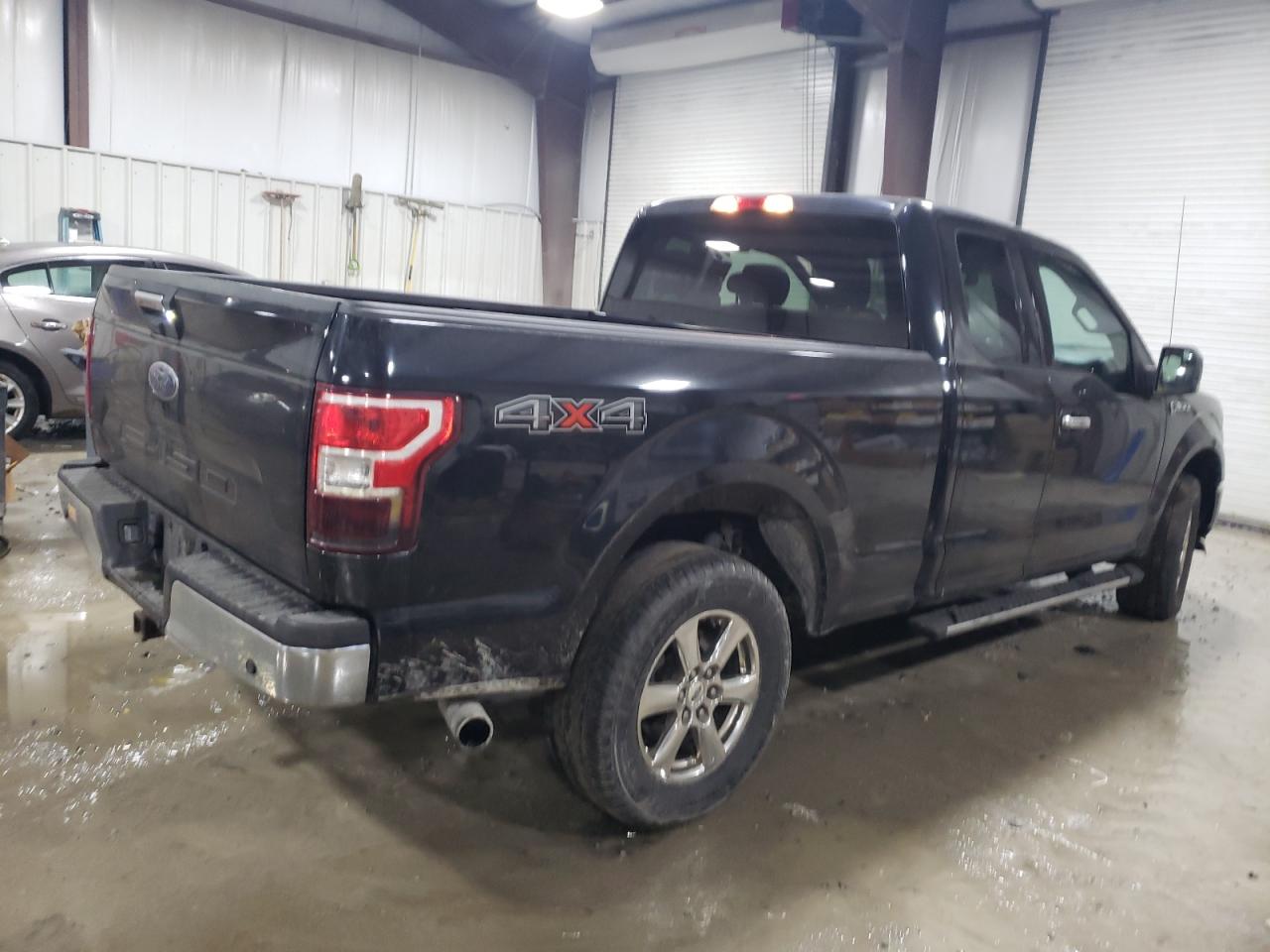 VIN 1FTFX1E55JFB10122 2018 FORD F-150 no.3