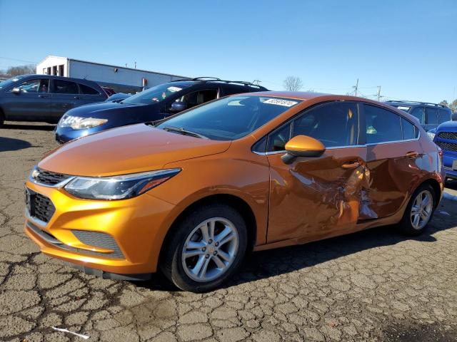 2017 Chevrolet Cruze Lt на продаже в New Britain, CT - Side