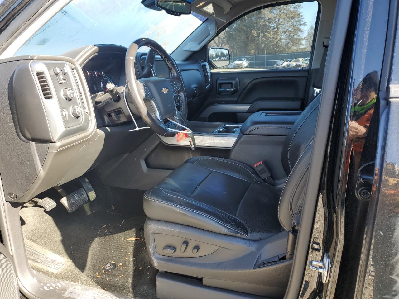 2018 Chevrolet Silverado - Image 7