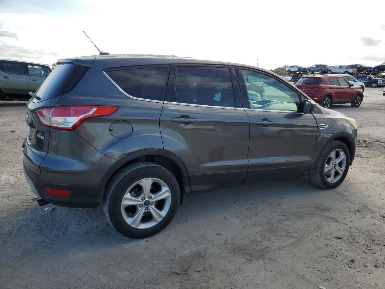 VIN 1FMCU0GX4FUB56933 2015 FORD ESCAPE no.3