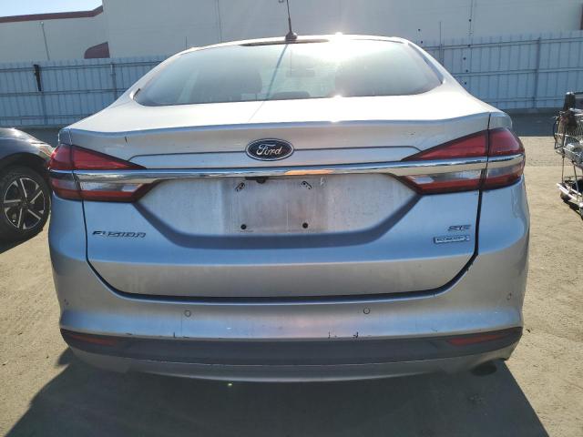 Sedans FORD FUSION 2017 Srebrny