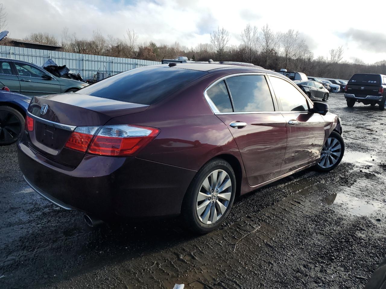 VIN 1HGCR2F80FA265369 2015 HONDA ACCORD no.3