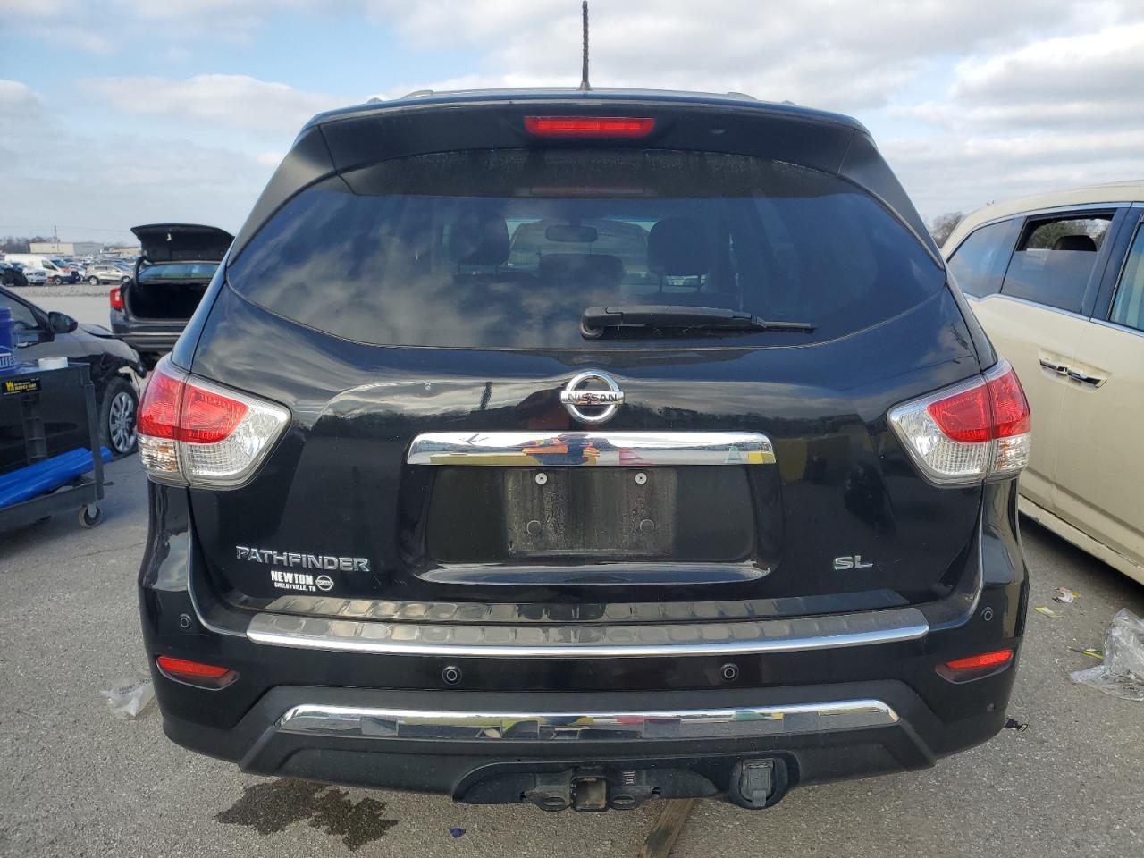 2015 Nissan Pathfinder S VIN: 5N1AR2MN1FC711642 Lot: 85747964