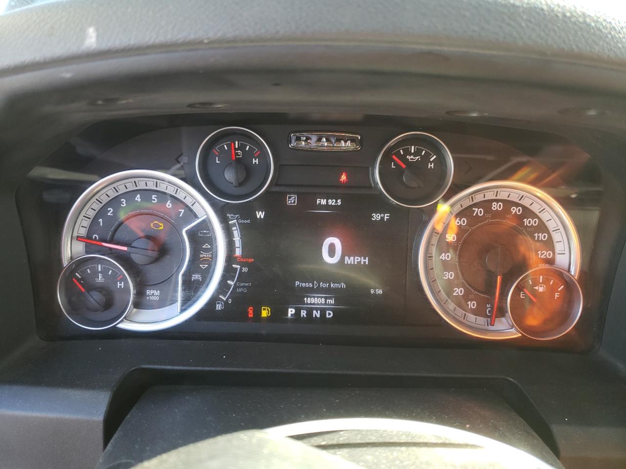 2015 RAM 1500 - Image 9