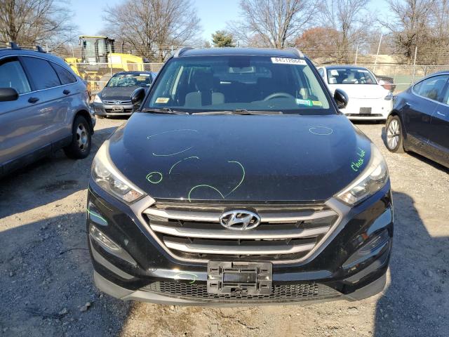  HYUNDAI TUCSON 2016 Czarny