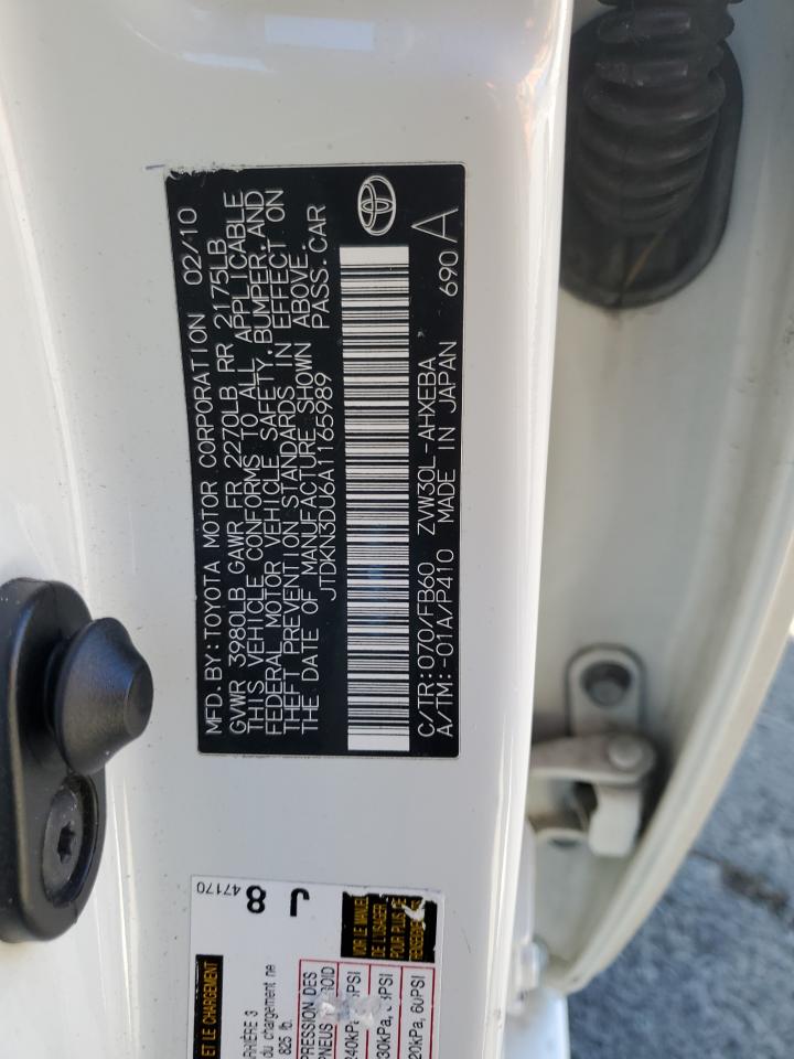 2010 Toyota Prius - Image 12