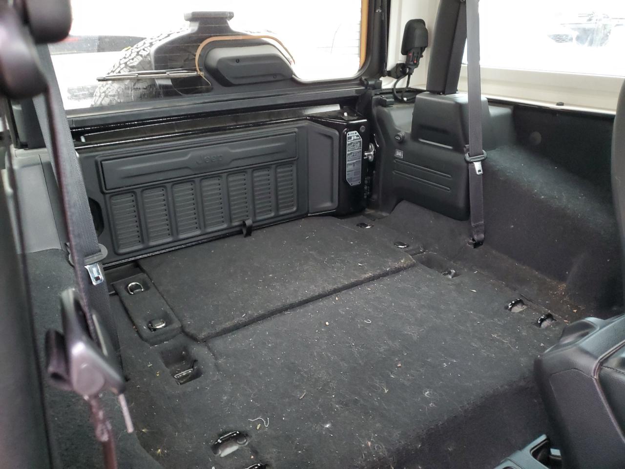 2021 Jeep Wrangler - Image 10