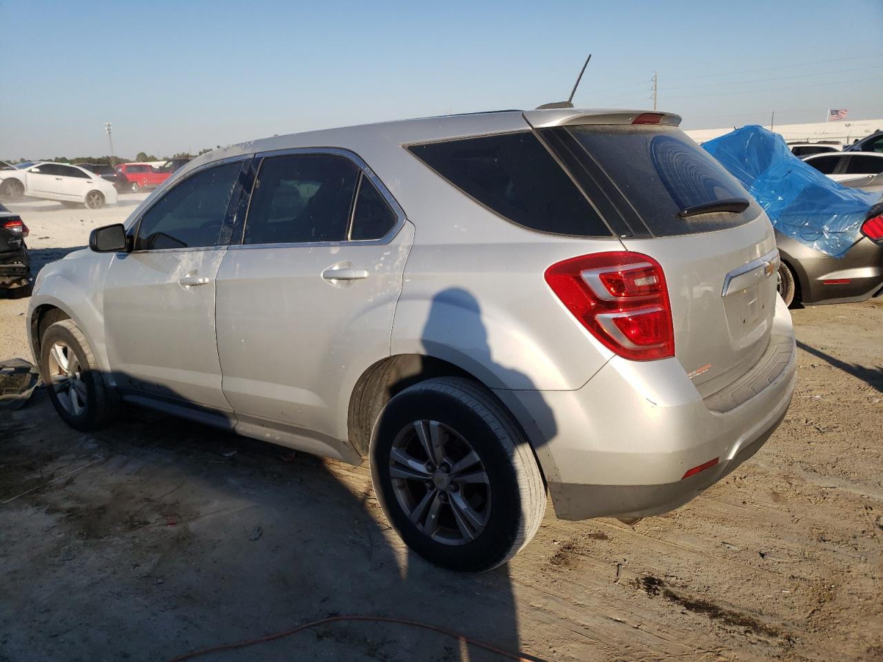 VIN 2GNALBEK3G6317734 2016 CHEVROLET EQUINOX no.2