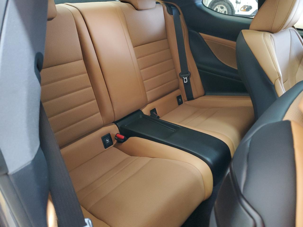 2015 Lexus RX - Image 10
