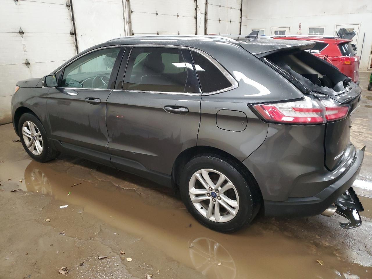 2020 Ford Edge - Image 2