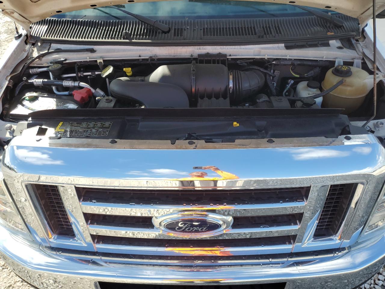 2013 Ford Econoline E450 Super Duty Cutaway Van VIN: 1FDXE4FS5DDA25079 Lot: 85825544