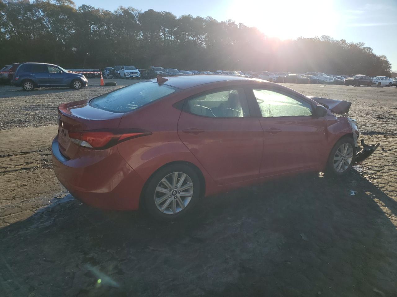 VIN KMHDH4AE3EU121998 2014 HYUNDAI ELANTRA no.3